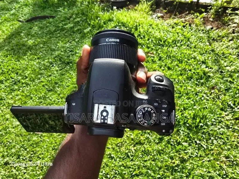Canon 800D DSLR camera