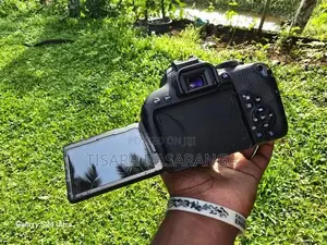 Canon 800D DSLR camera