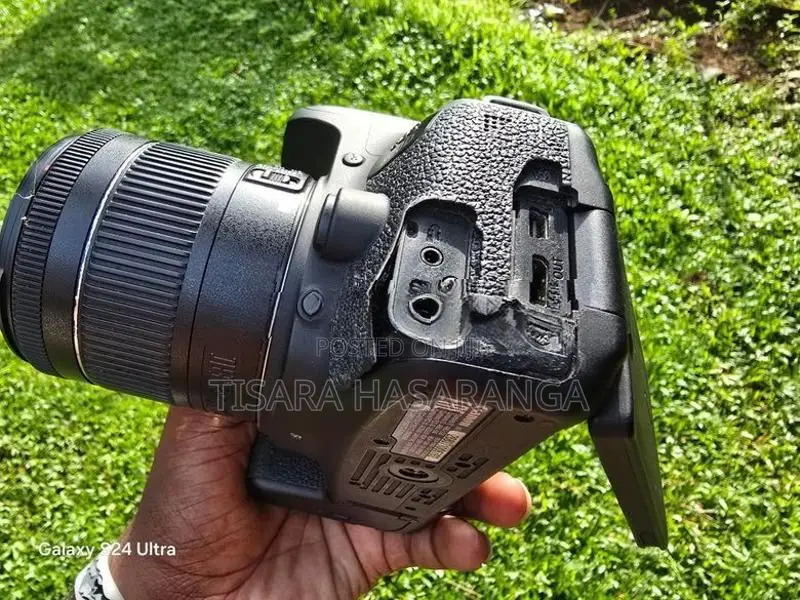 Canon 800D DSLR camera