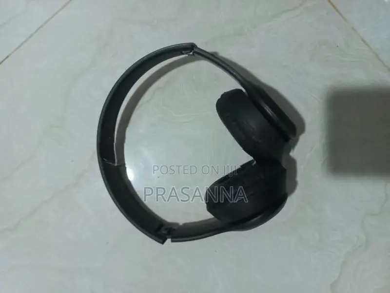 Bluetooth headphone