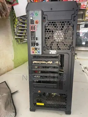 ASUS gaming Casing with Parts
