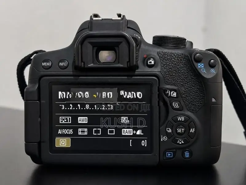 Canon 750D