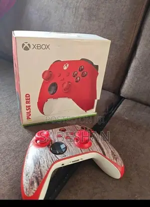 Xbox series S/x controllers with charging station