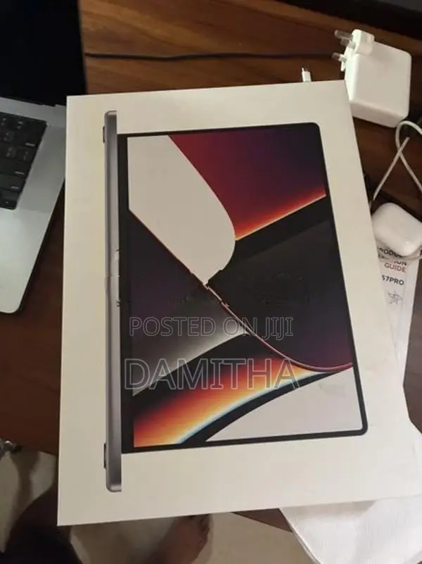 Apple MacBook Pro 16" 2021 M1 16GB / 512GB SSD