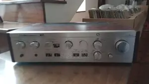 Luxman Amplifier