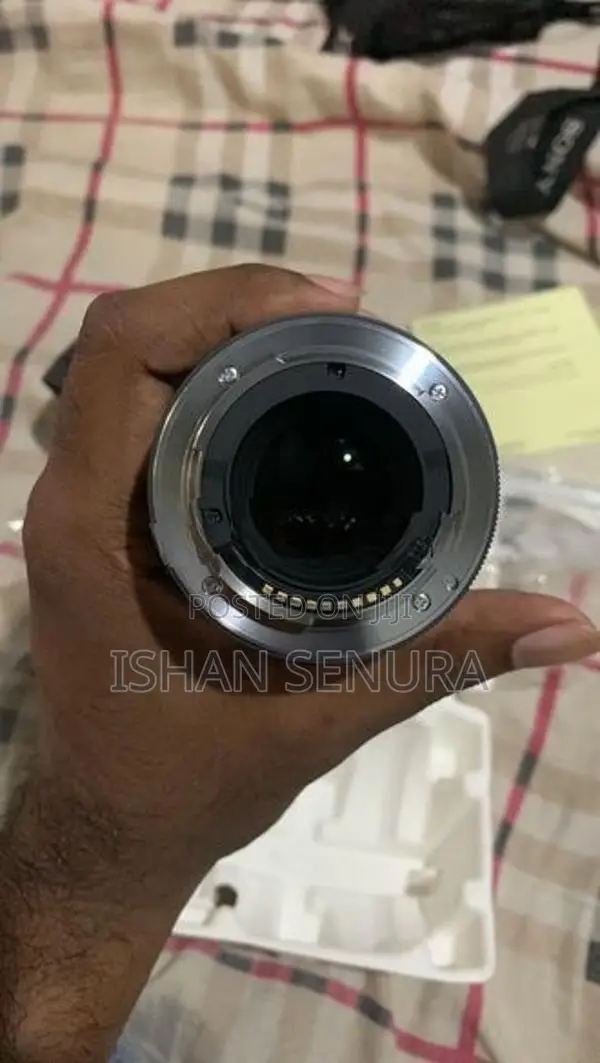 Sony Sigma 30mm F 1.4 DC DN