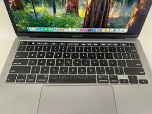 Apple Macbook Pro I7 2020