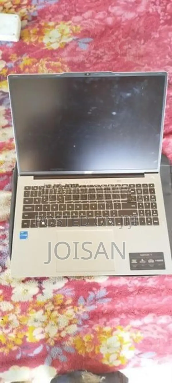 Acer laptop i3 ROM 16gb. storage 477gb