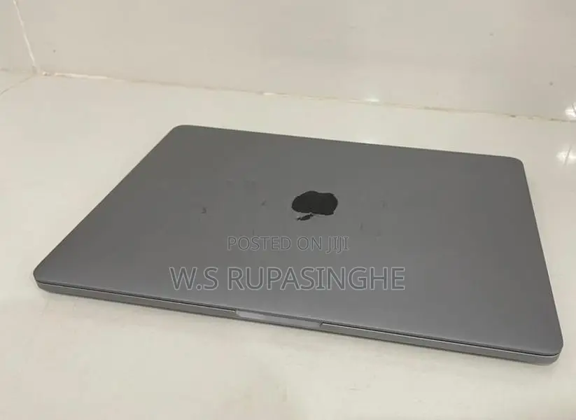 Apple Macbook Pro I7 2020
