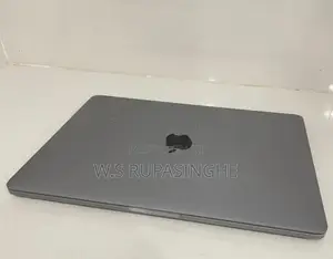 Apple Macbook Pro i7 Laptop