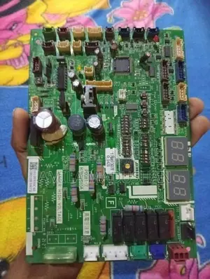 Hithachi Outdoor Main Pcb
