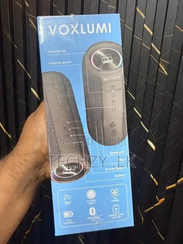 Skyvox Voxlumi portable Bluetooth speaker