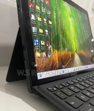 Dell Latitude 5290 Laptop