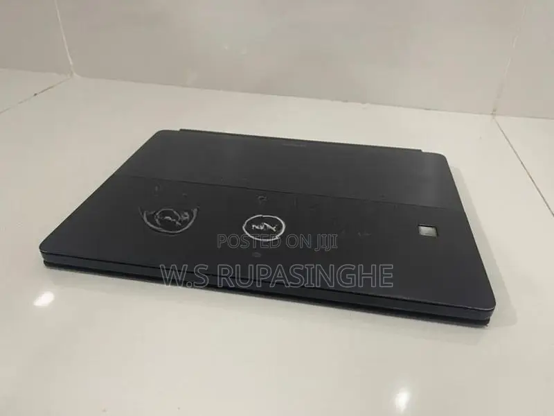 Dell Latitude 5290 Laptop