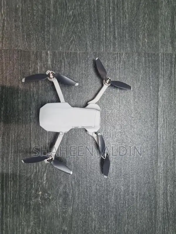 DJI Mavic Mini — Excellent Condition 3 Batteries