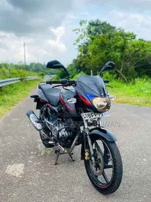 Bajaj Pulsar 2017 Motorbike (Used)