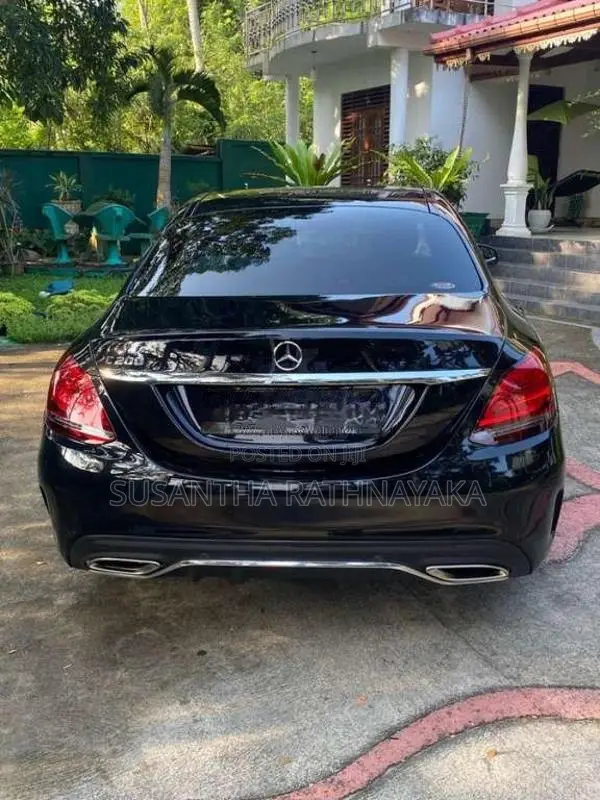 Mercedes-Benz C200 2019 Car (Used)