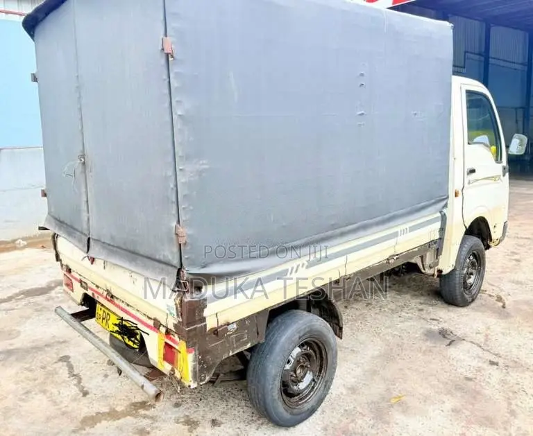 Tata Dimo Batta 2011 Lorry (Used)