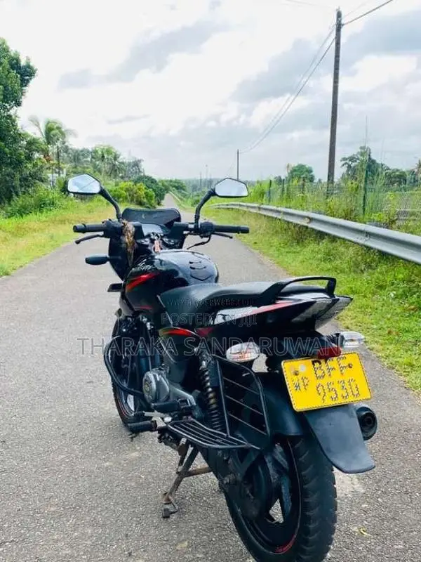 Bajaj Pulsar 2017 Motorbike (Used)