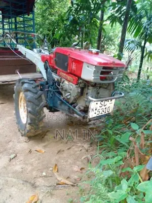 Kubota K 700 2000 Tractor (Used)