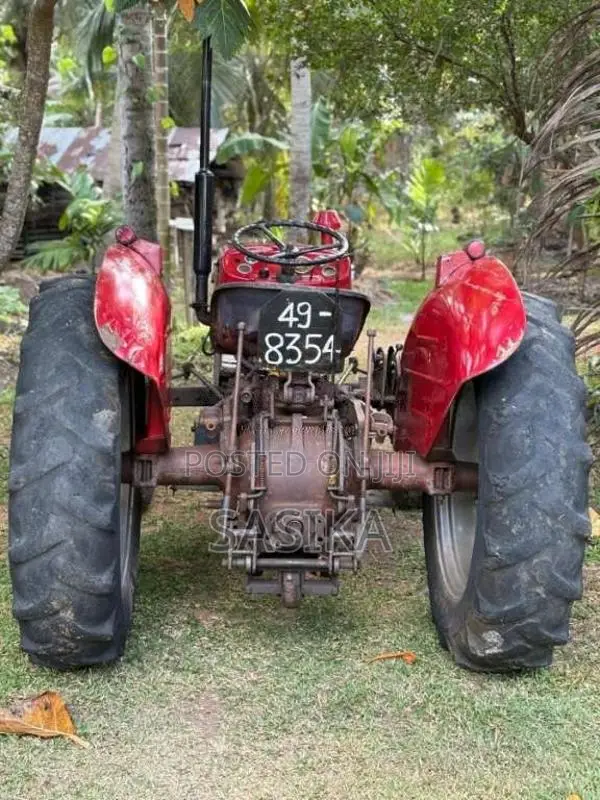 Massey-Ferguson 135 DL 1997 Tractor (Used)