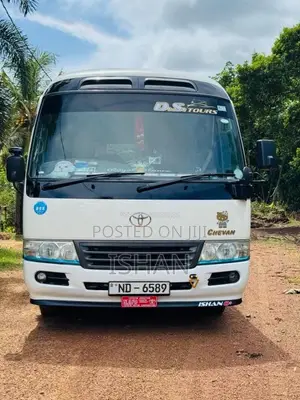 Toyota Coaster 2010 Bus (Used)