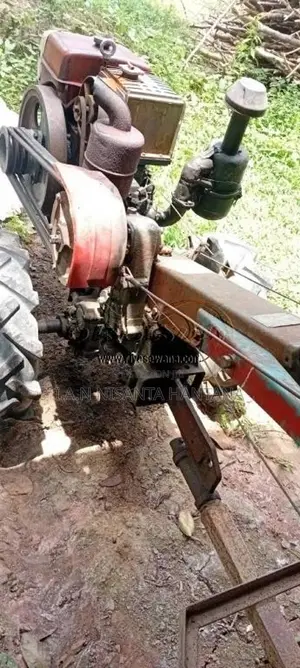 Kubota Sifang 2004 Tractor (Used)
