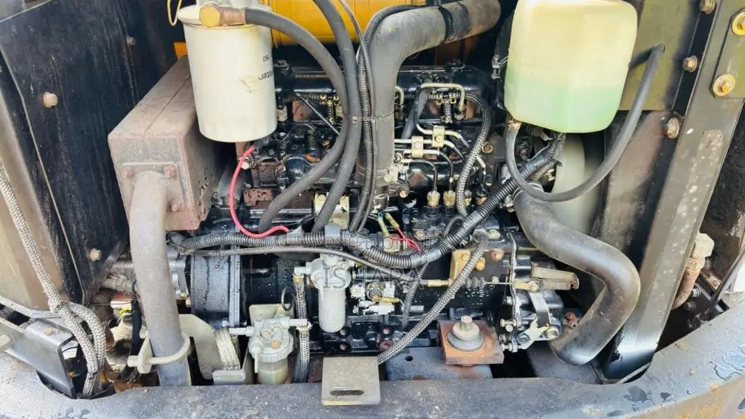 Mitsubishi MM25 2000 Heavy-Duty Unregistered (Recondition)