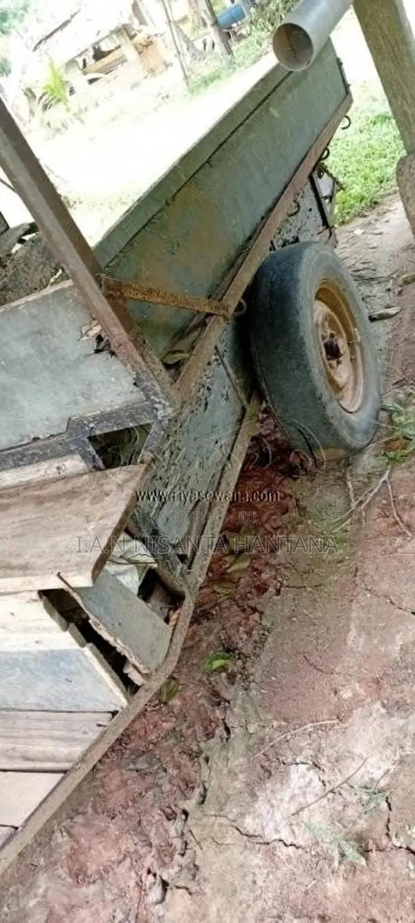 Kubota Sifang 2004 Tractor (Used)