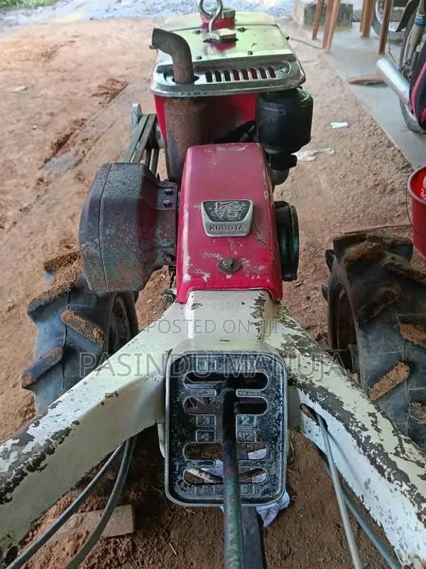Kubota K 75 1988 Tractor (Used)