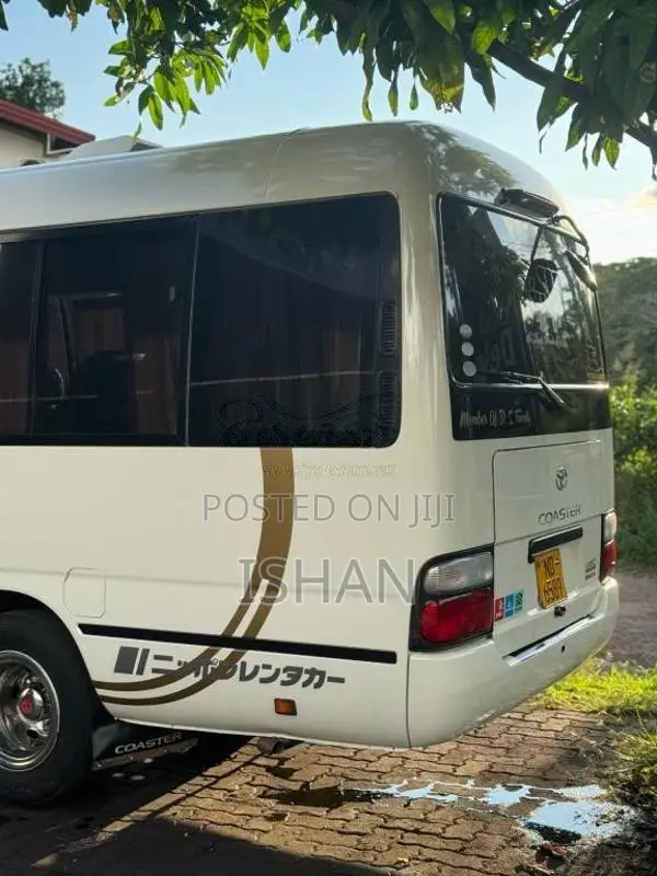 Toyota Coaster 2010 Bus (Used)