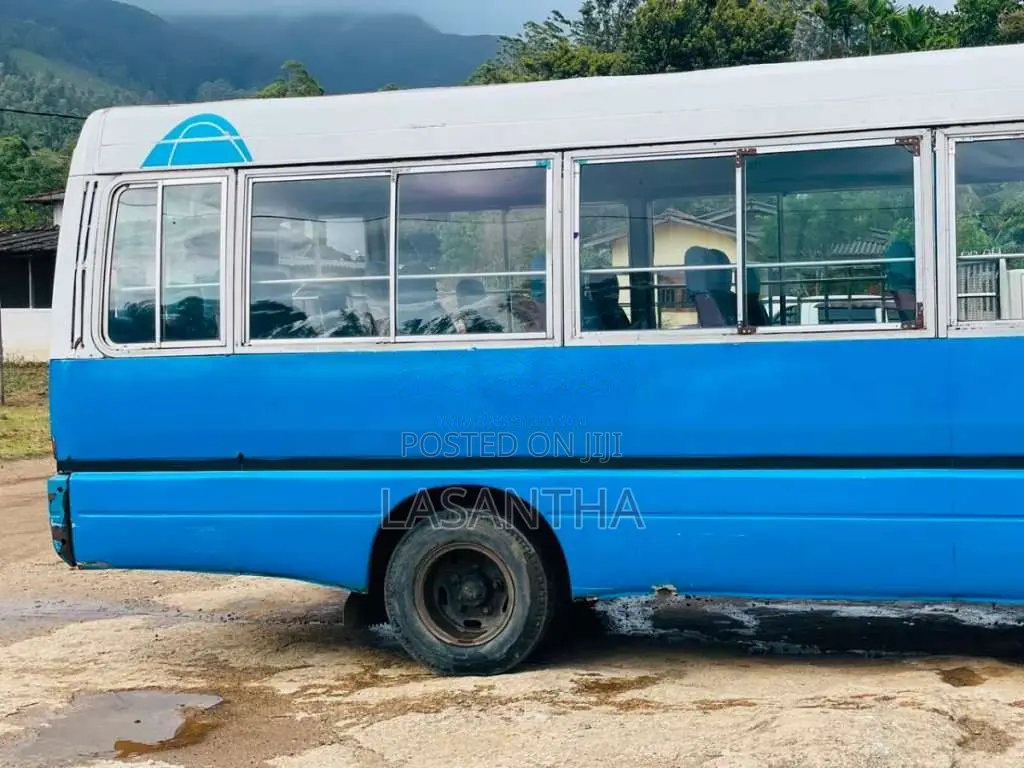 Mitsubishi Rosa 1991 Bus (Used)