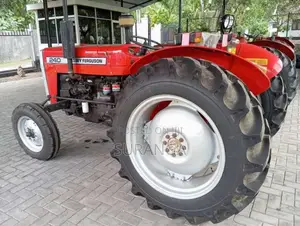 Massey-Ferguson 240 2003 Tractor (Used)