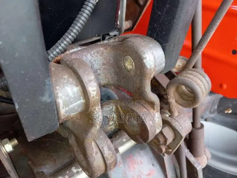 Massey-Ferguson 240 2003 Tractor (Used)