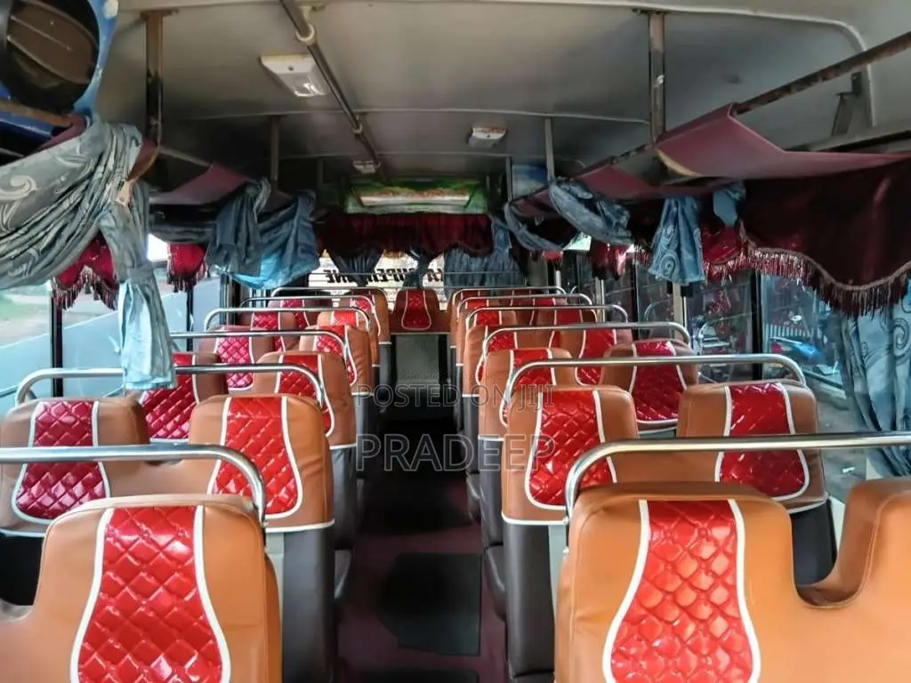 Mahindra Cosmo 2015 Bus (Used)