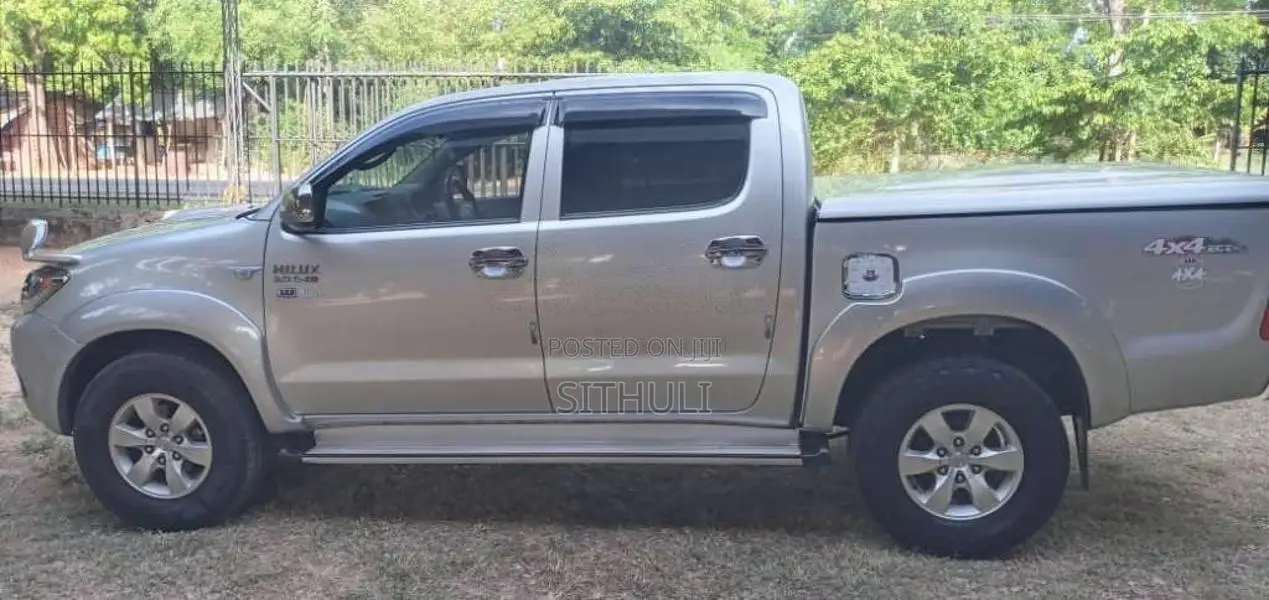 Toyota Hilux 2007 Pickup (Used)