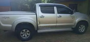 Toyota Hilux 2007 Pickup (Used)