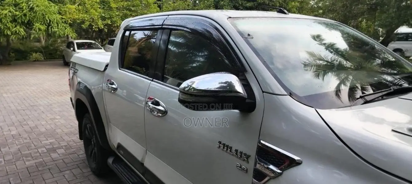 Toyota Hilux Revolution 2017 Pickup (Used)