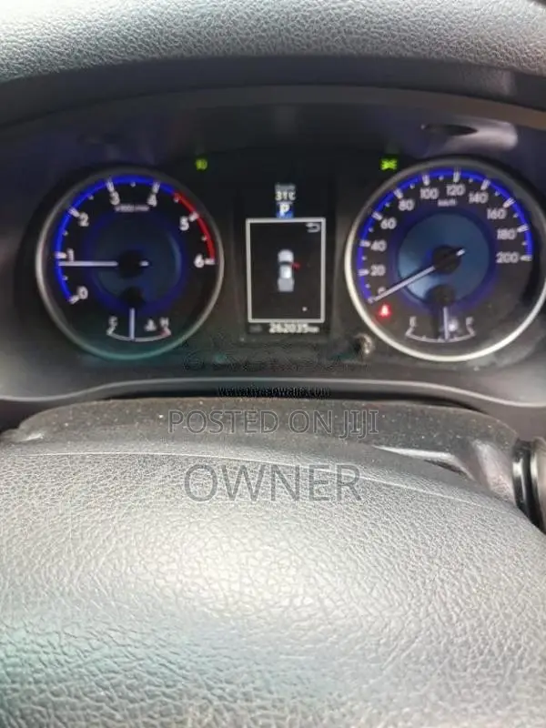 Toyota Hilux Revolution 2017 Pickup (Used)