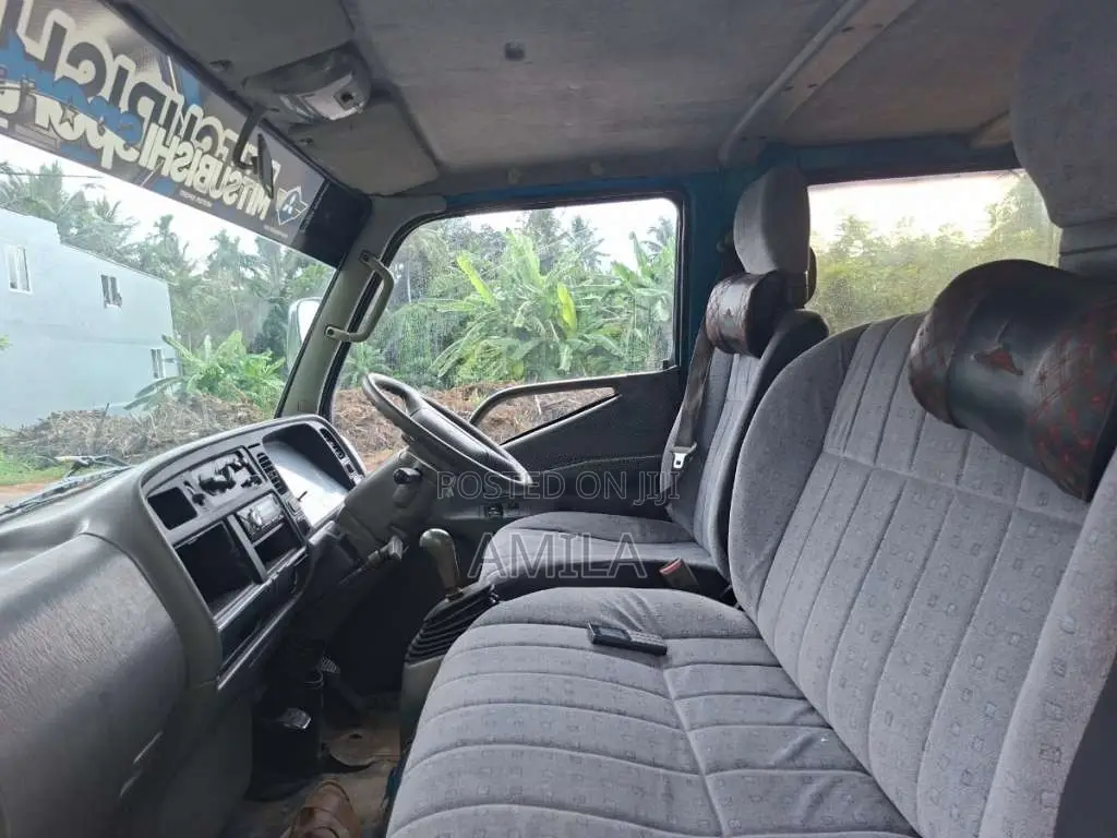 Mitsubishi Canter 2006 Crew Cab (Used)