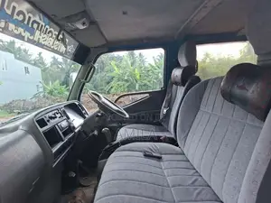 Mitsubishi Canter 2006 Crew Cab (Used)