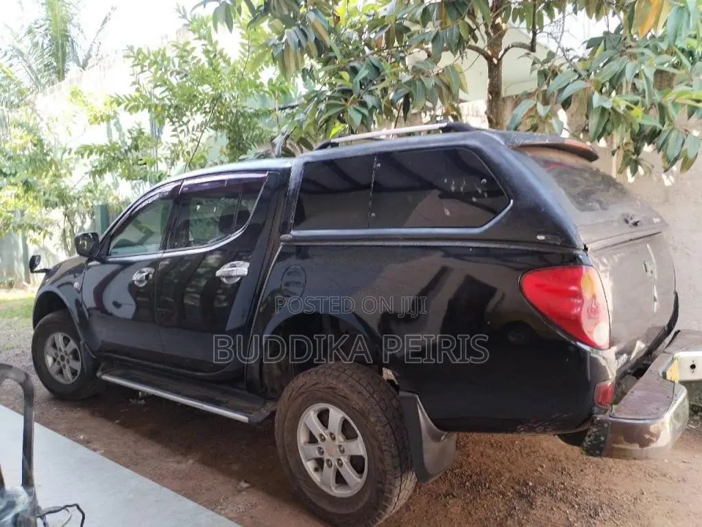 Mitsubishi L200 4x4 2014 Pickup (Used)