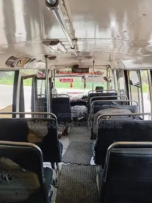 Eicher Eicher 2003 Bus (Used)
