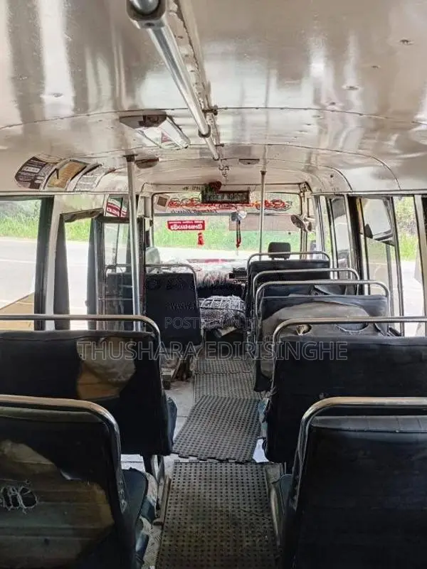 Eicher Eicher 2003 Bus (Used)