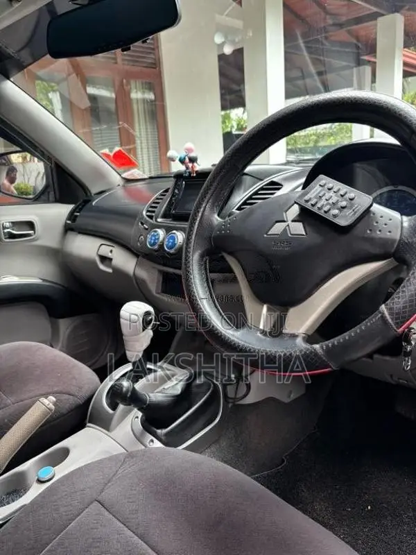 Mitsubishi L200 2008 Pickup (Used)