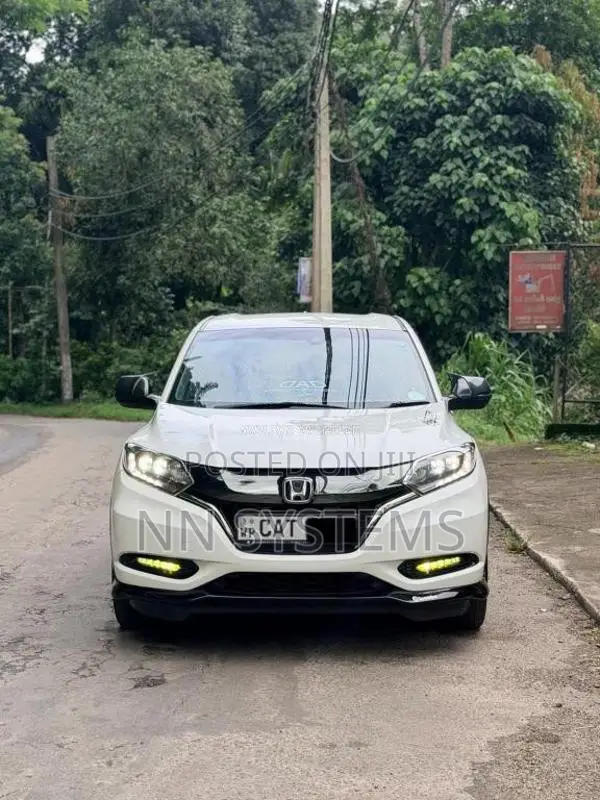 Honda Vezel 2017 SUV (Used)
