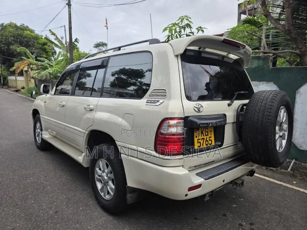 Toyota Sahara 101 2005 SUV (Used)