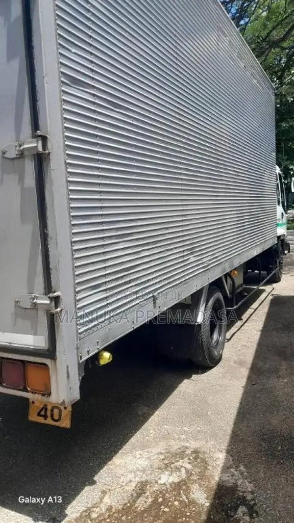 Isuzu FRR 1996 Lorry (Used)