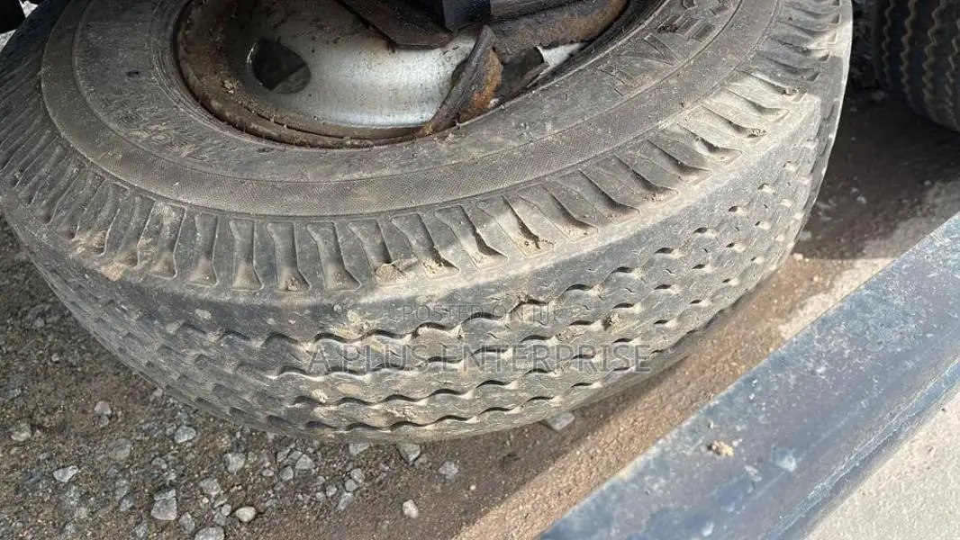 Mazda Titan 145 FULL BODY 2001 Lorry (Used)