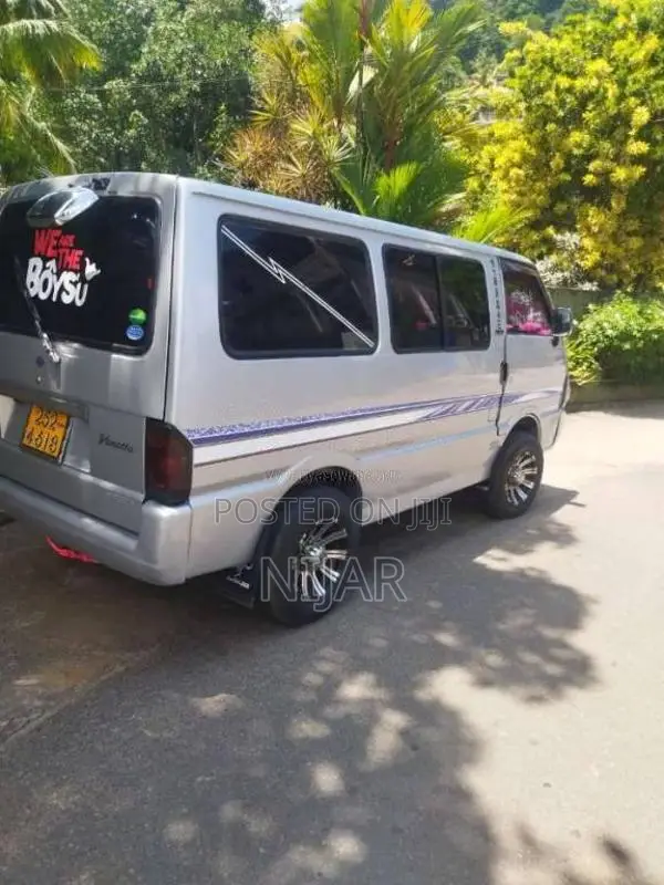 Mazda Bongo 1995 Van (Used)